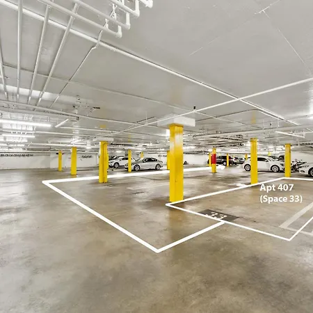 Beverly Hills City Vibe 1 Bedroom Apt W Parking 324